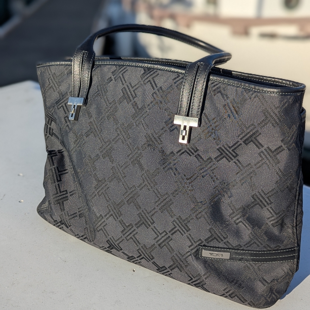 Tumi | Signature Collection Satchel Handbag Ballistic Black w/ Blue Interior - Picture 2 of 16